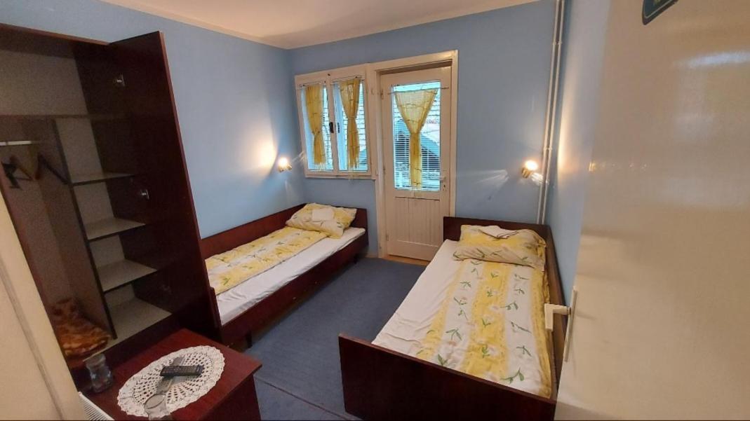 Domacinstvo Jolovic Hotel Kraljevo Bagian luar foto