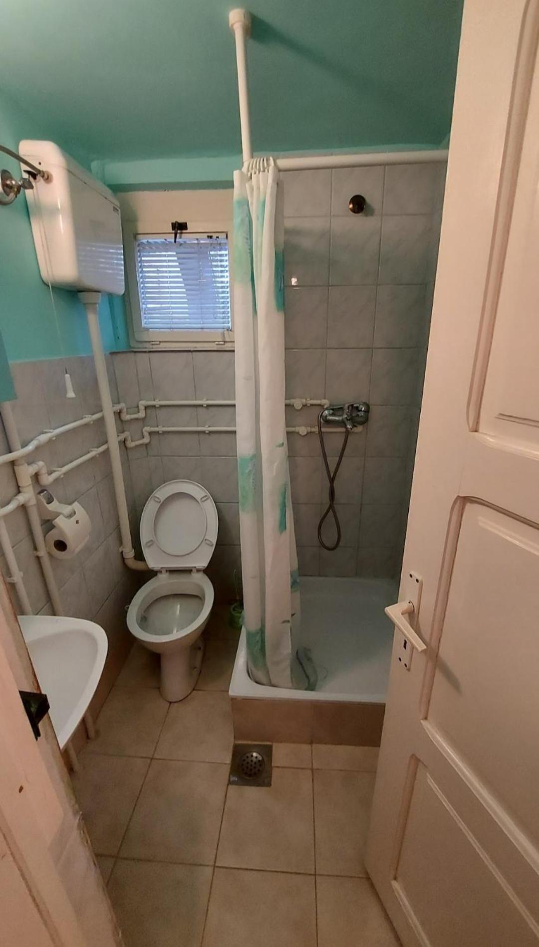 Domacinstvo Jolovic Hotel Kraljevo Bagian luar foto